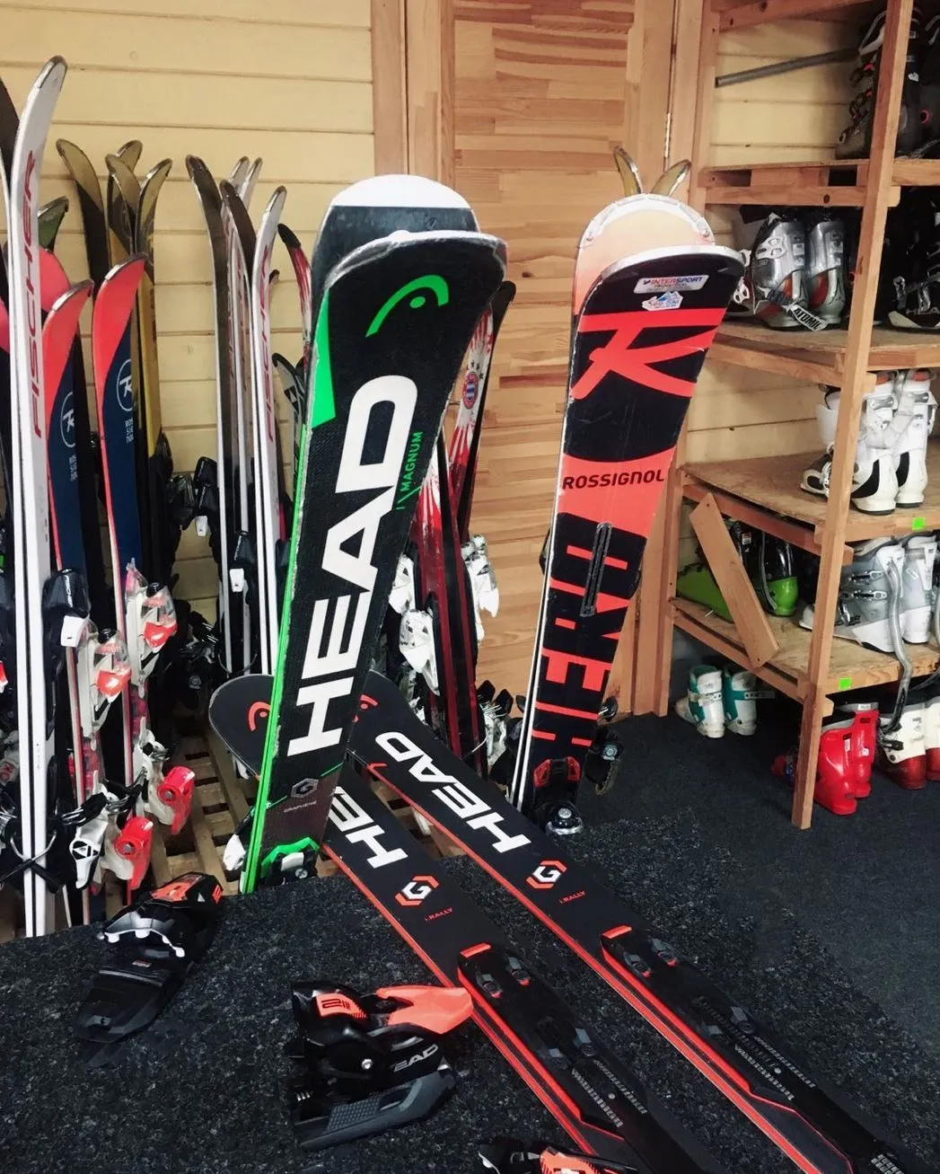 How Much Should You Pay for Beginner Skis?